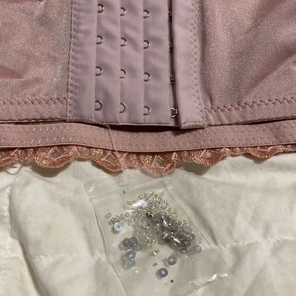 Rose Gold Bedazzled Windsor Bra - Picture 5 of 7